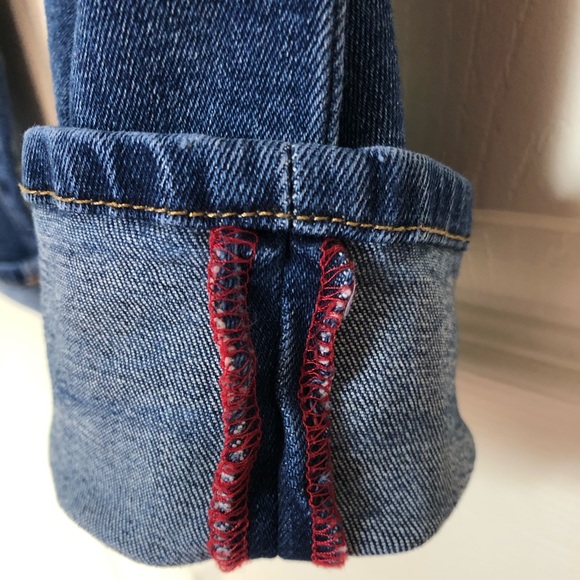 Gap Women’s Girlfriend Mid Rise Distressed Jeans - Picture 4 of 6